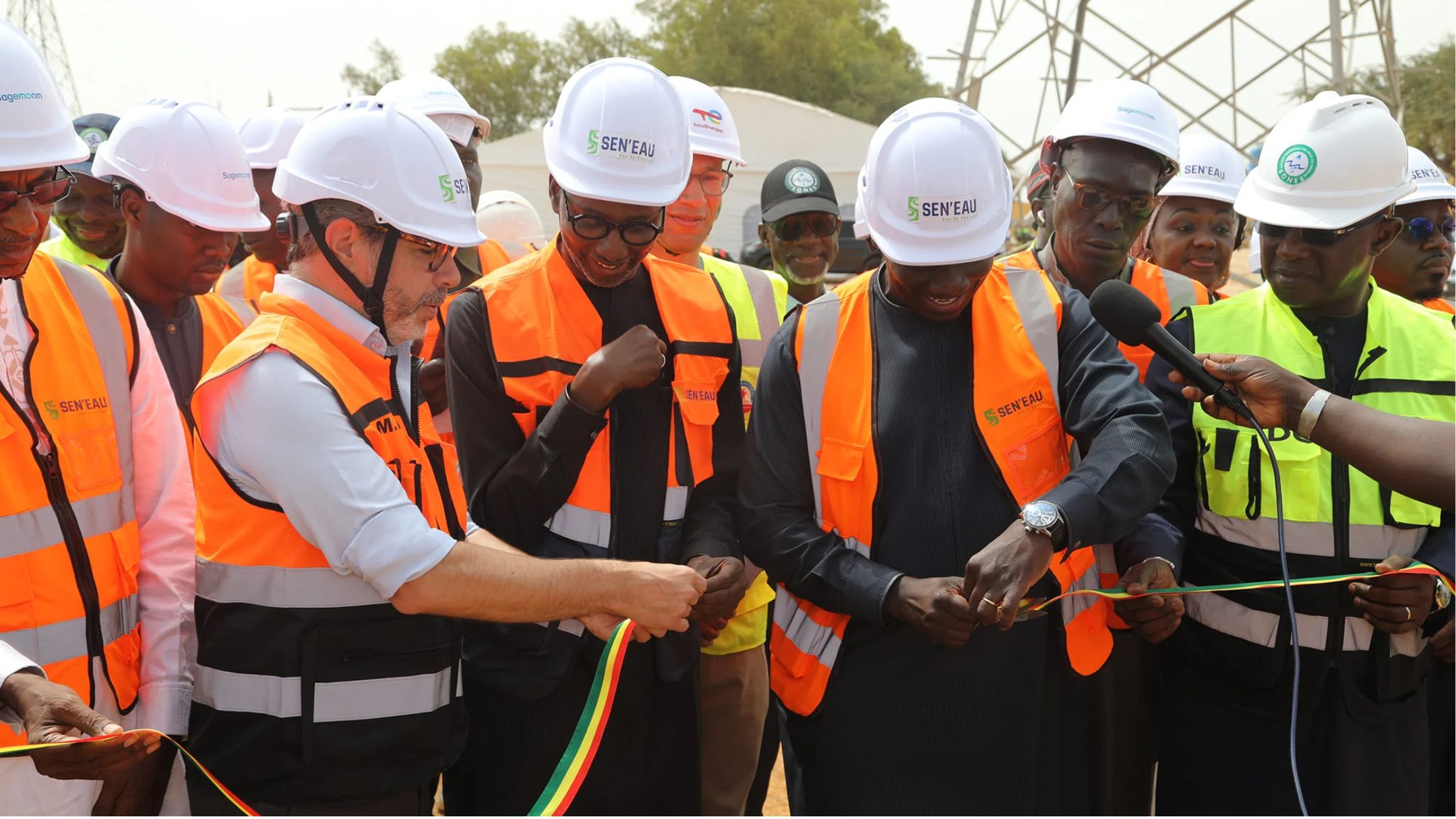 In Senegal, SUEZ, through its subsidiary SEN’EAU, and TotalEnergies invest in solar energy to accelerate the energy transition of drinking water services